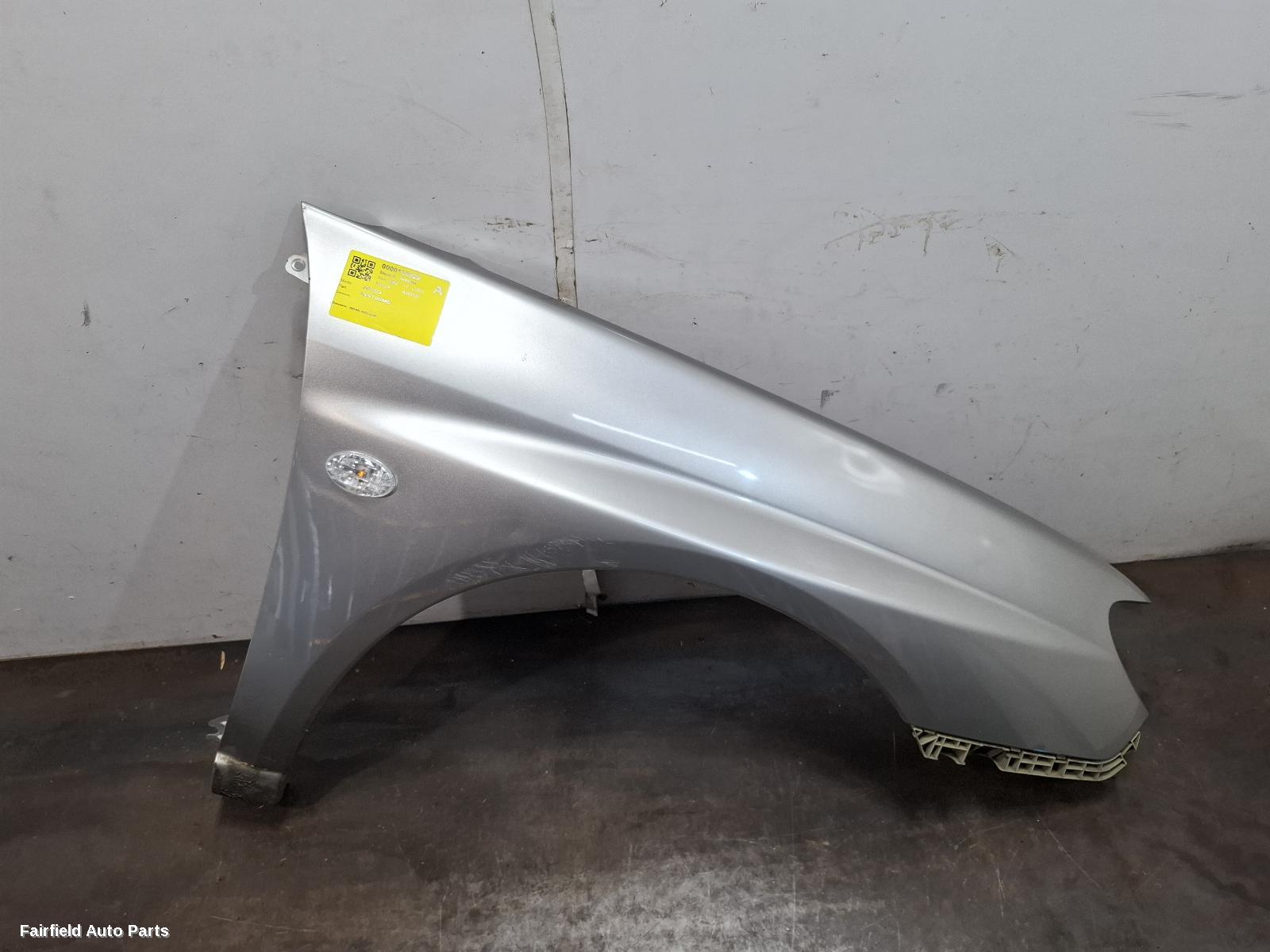 2005-2007 Subaru Impreza Right Guard