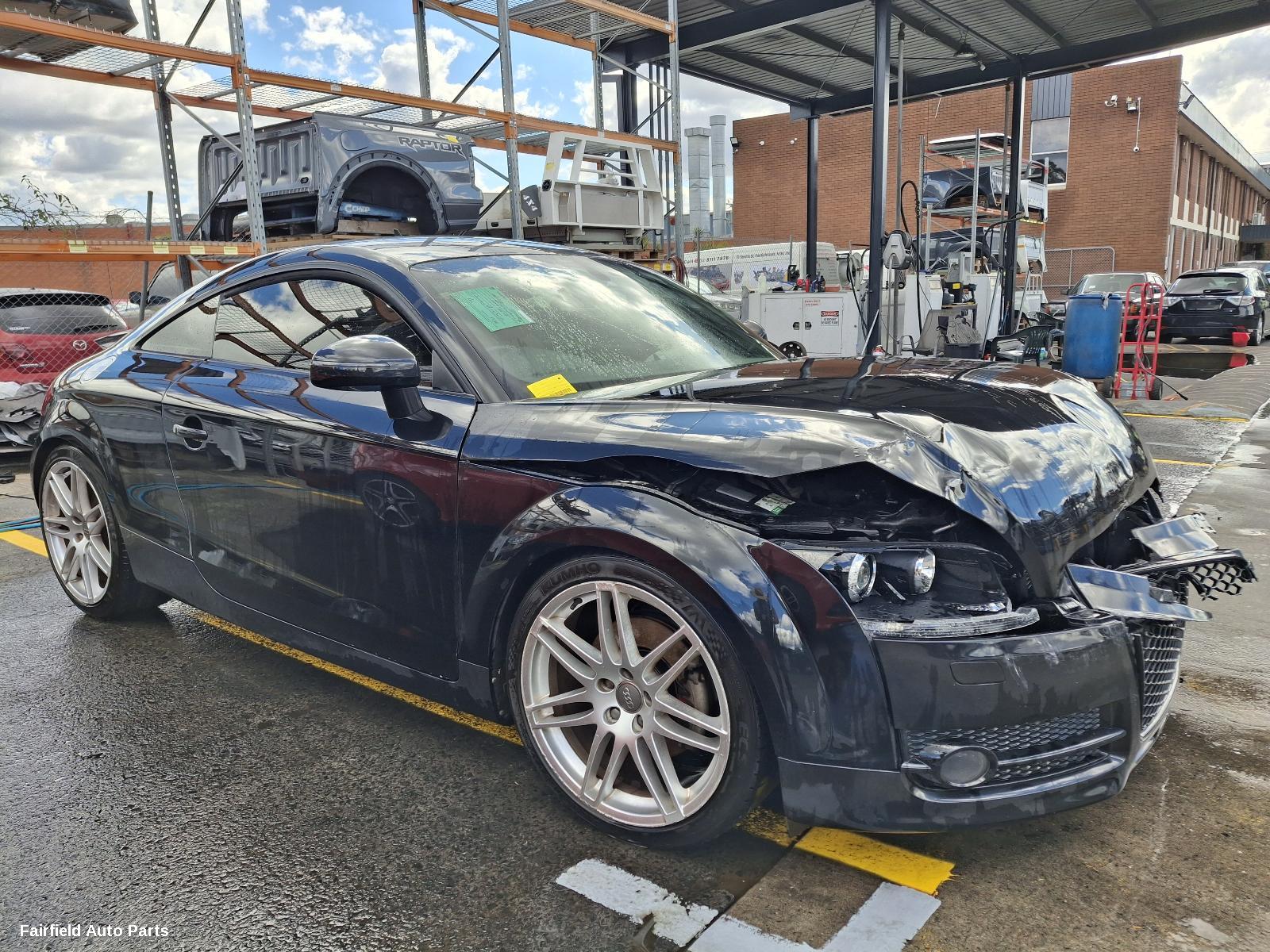 2008 Audi Tt Left Front Door