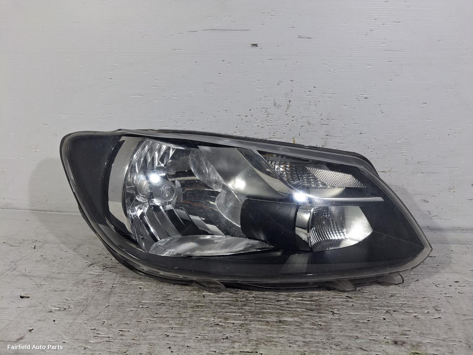 2004-2010 Volkswagen Caddy Right Headlamp