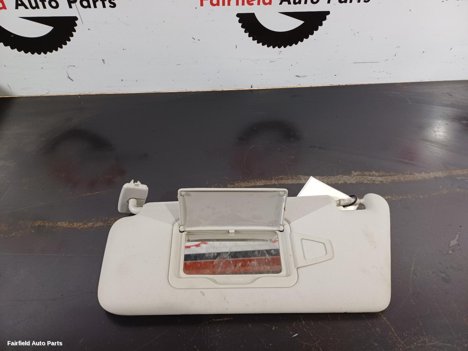 2005-2011 Mercedes B Class Sunvisor