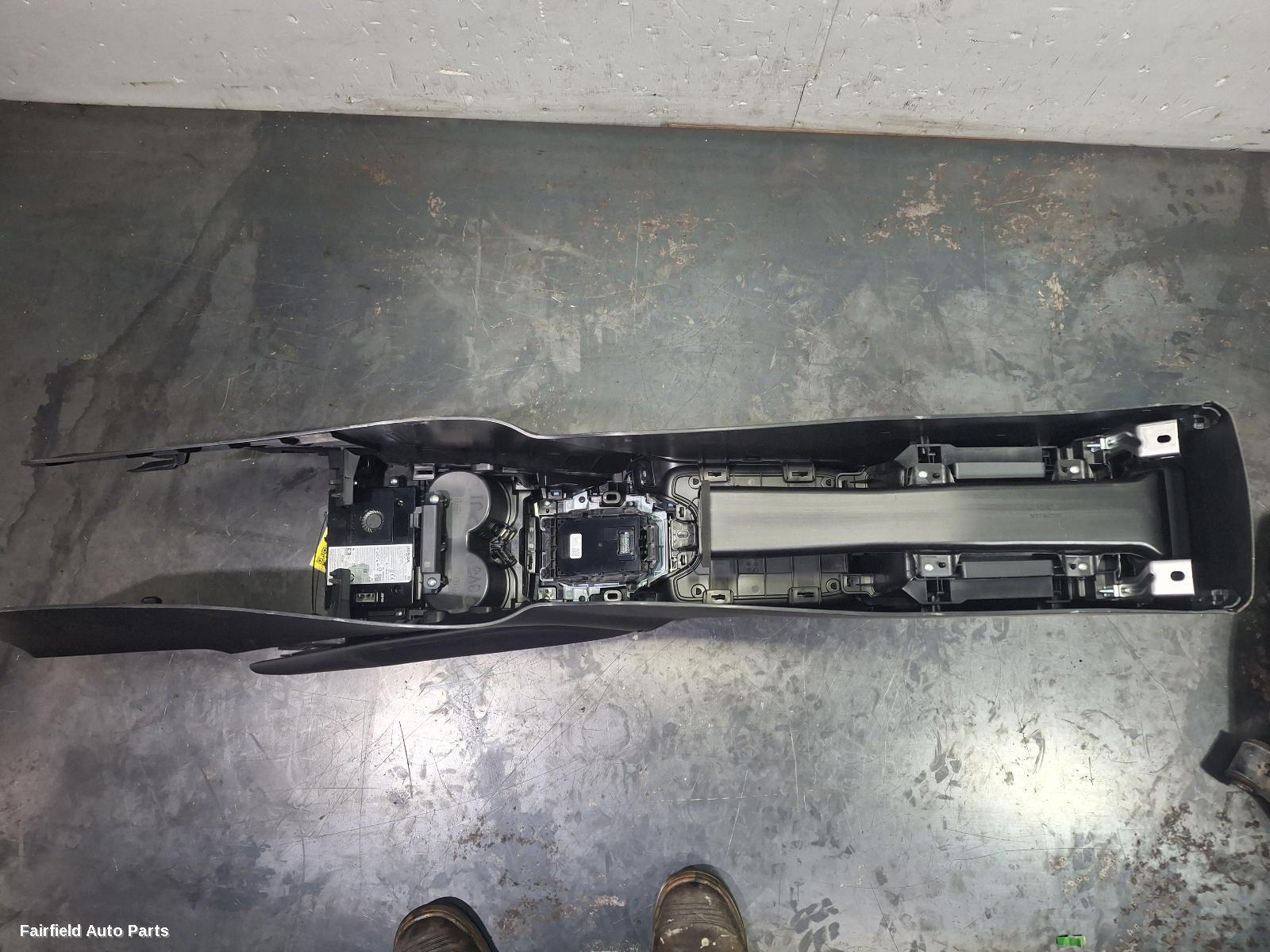 2023-2026 Honda Zrv Console