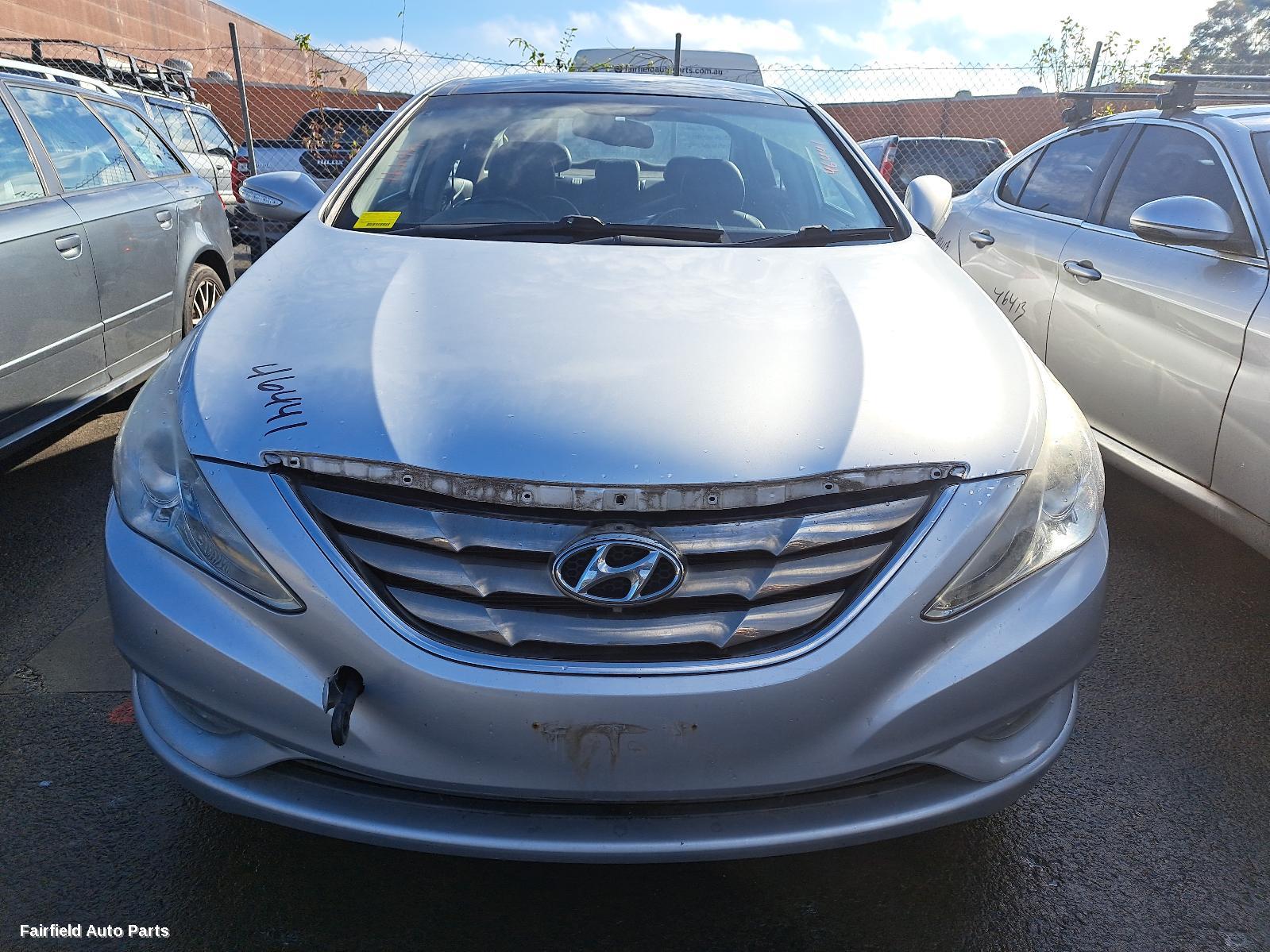 2010-2014 Hyundai I45 Overflow Bottle