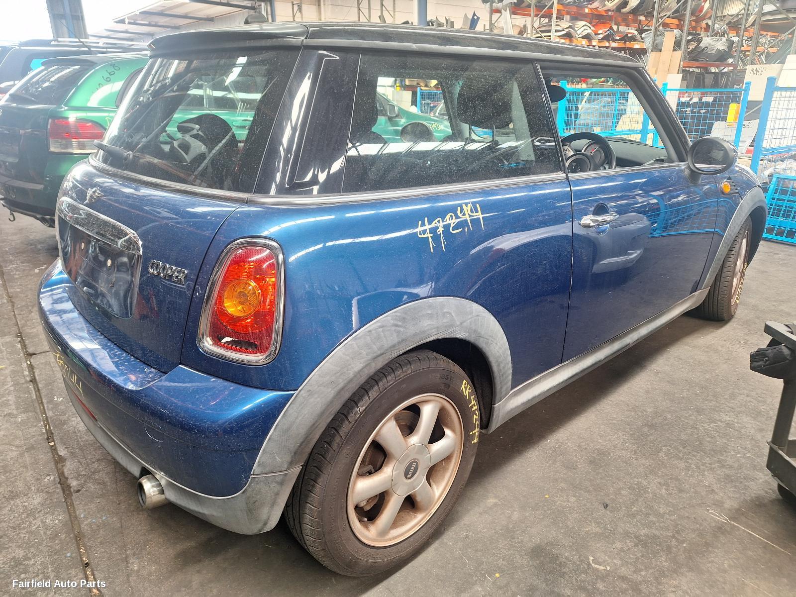 2008 Mini Cooper Left Taillight