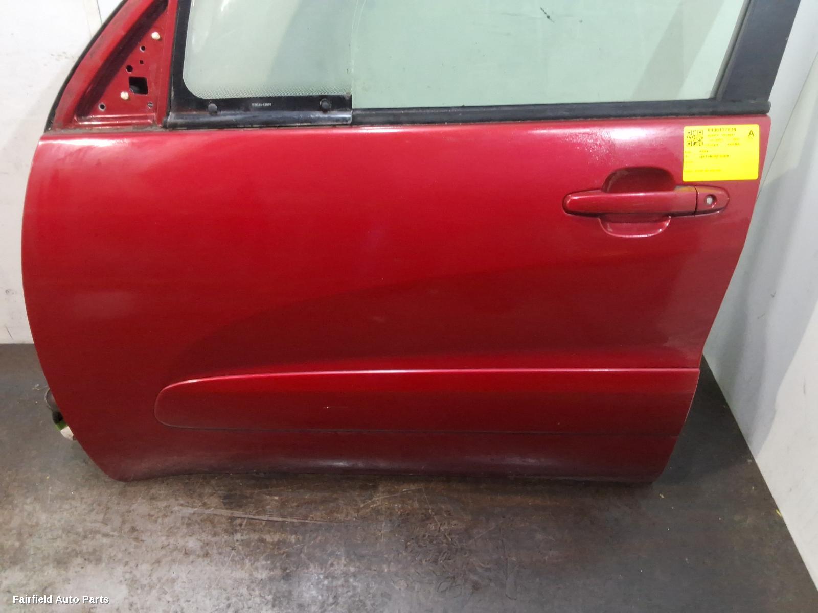 2000-2005 Toyota Rav4 Left Front Door