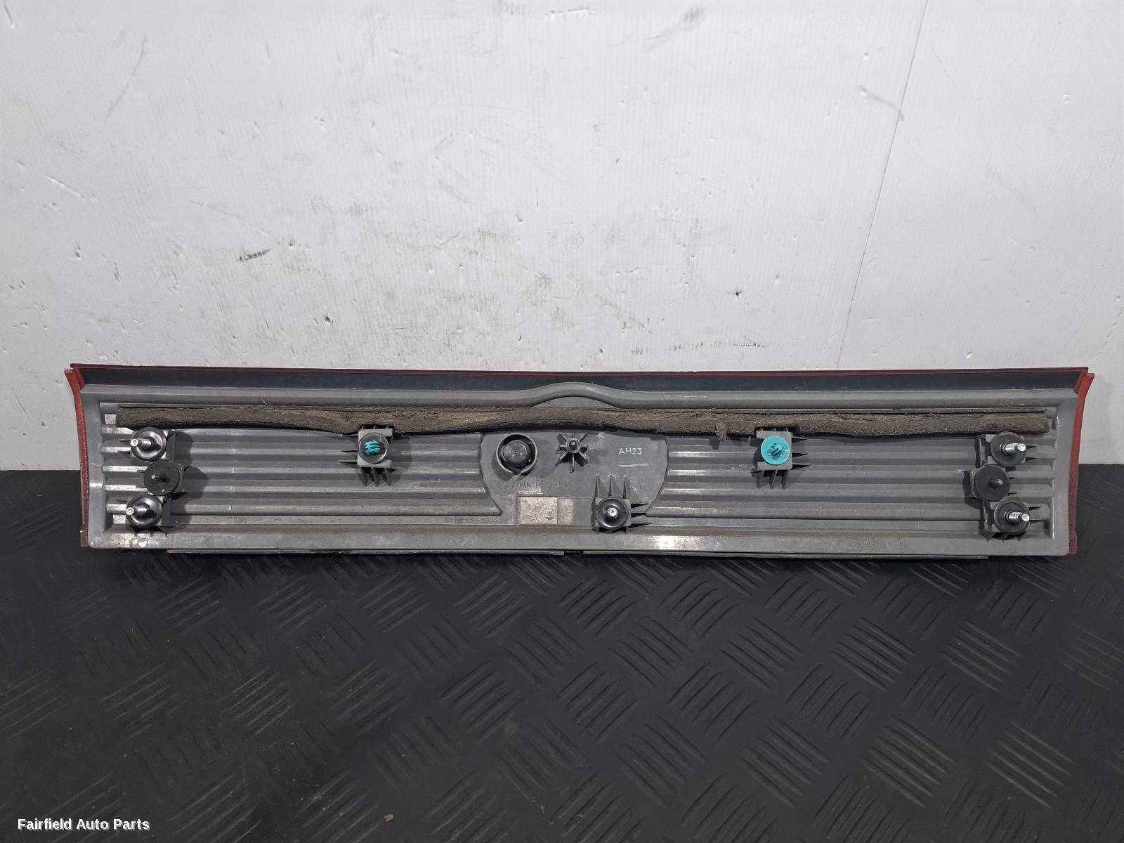 2010-2013 Nissan Elgrand Rear Garnish