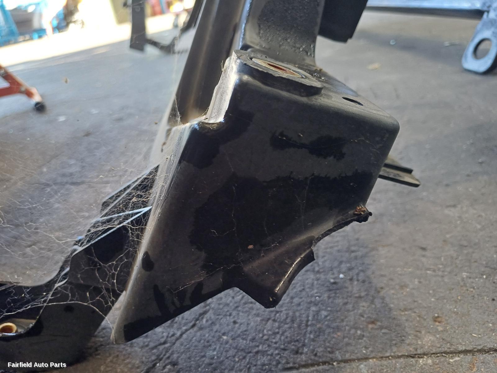 2010-2016 Jeep Grandcherokee Radiator Support