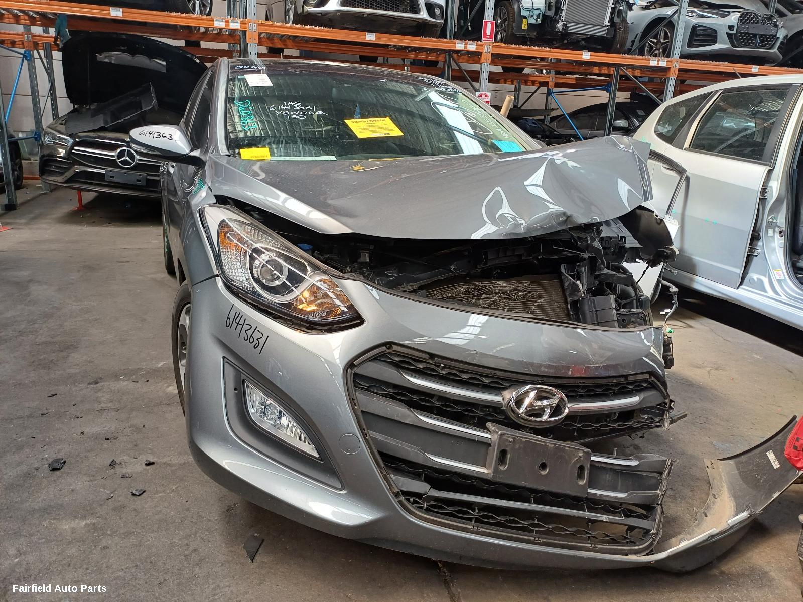 2012-2017 Hyundai I30 Left Front Window Reg Motor