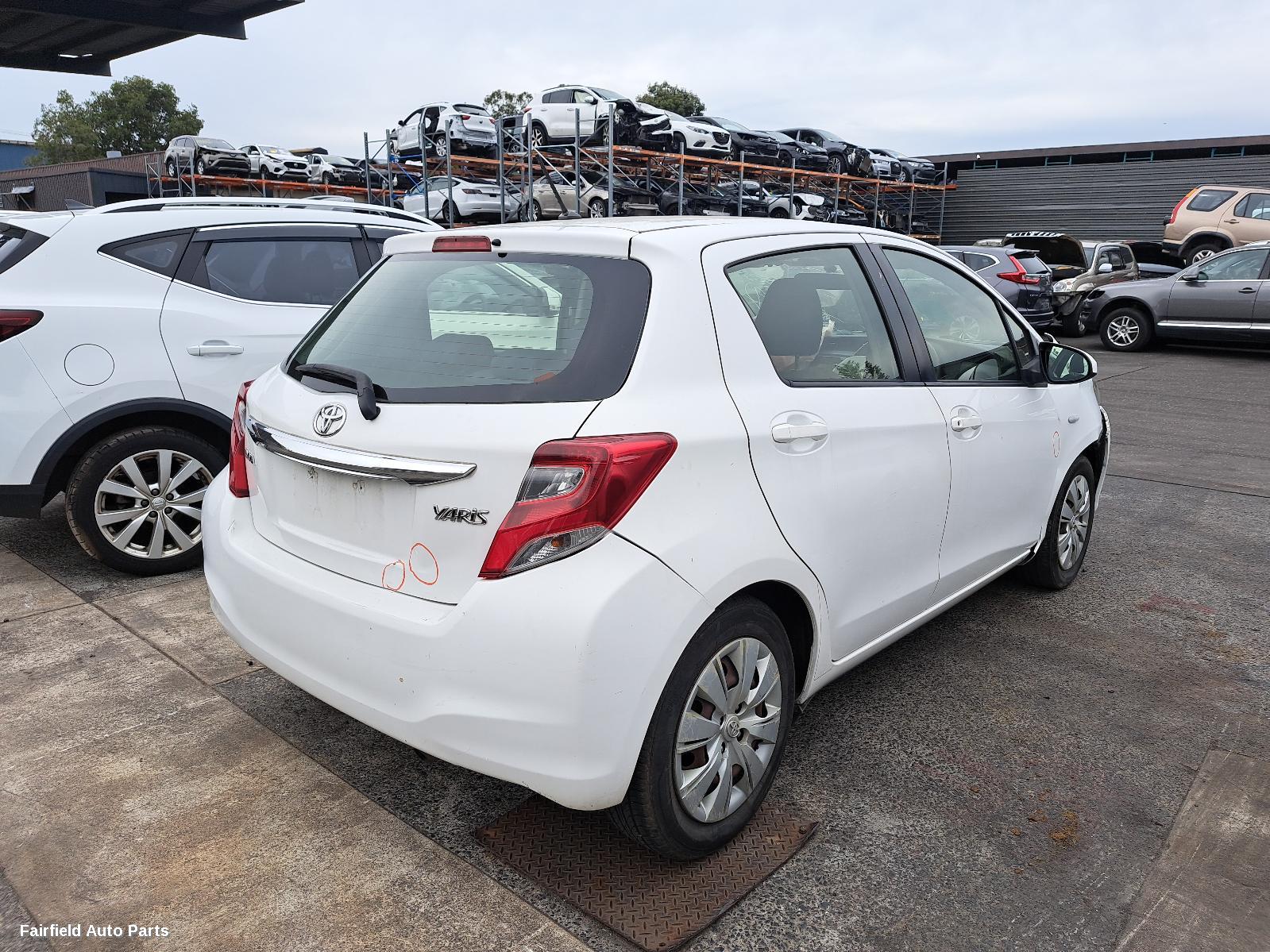 2015 Toyota Yaris Starter