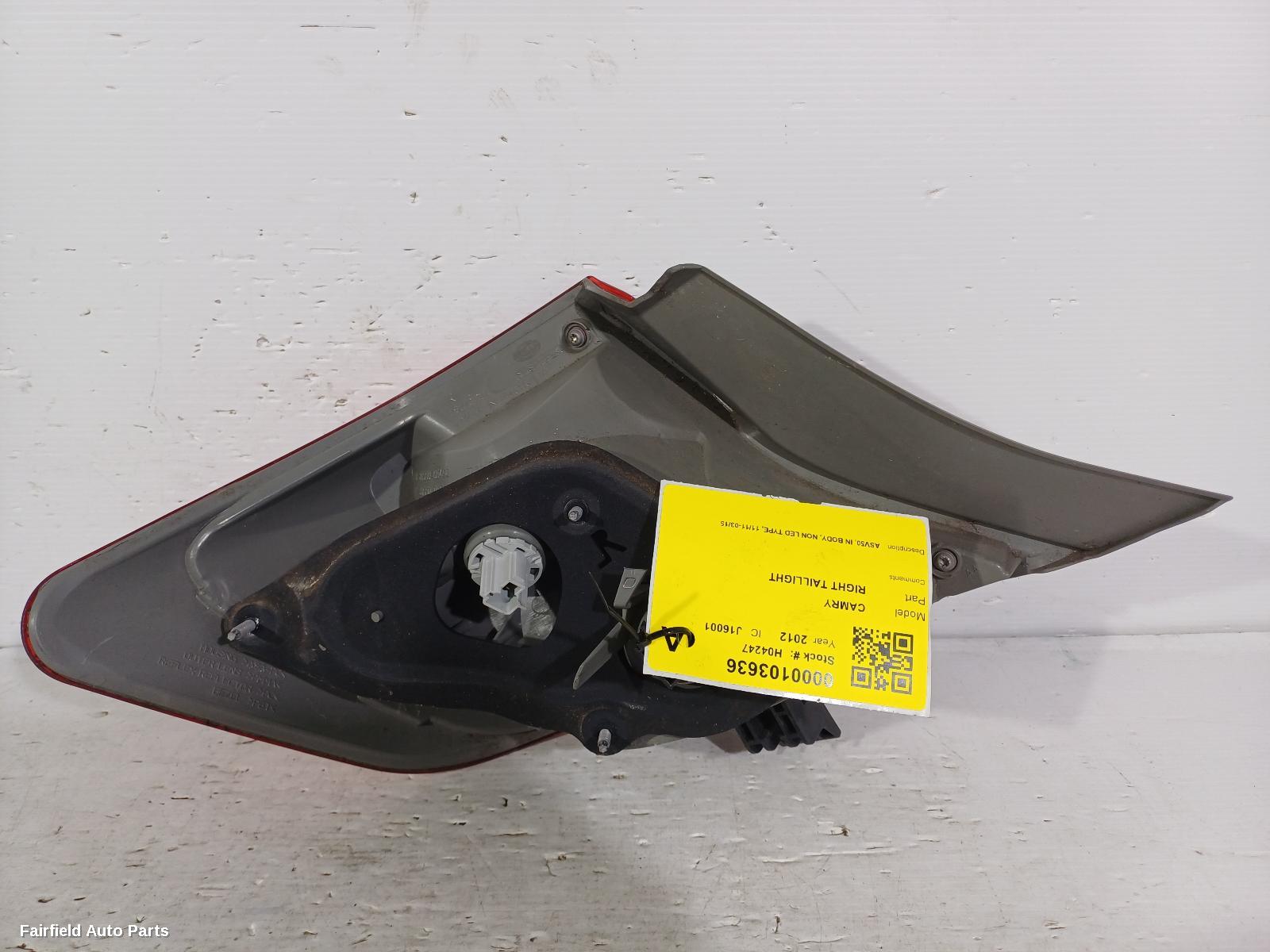 2012 Toyota Camry Right Taillight