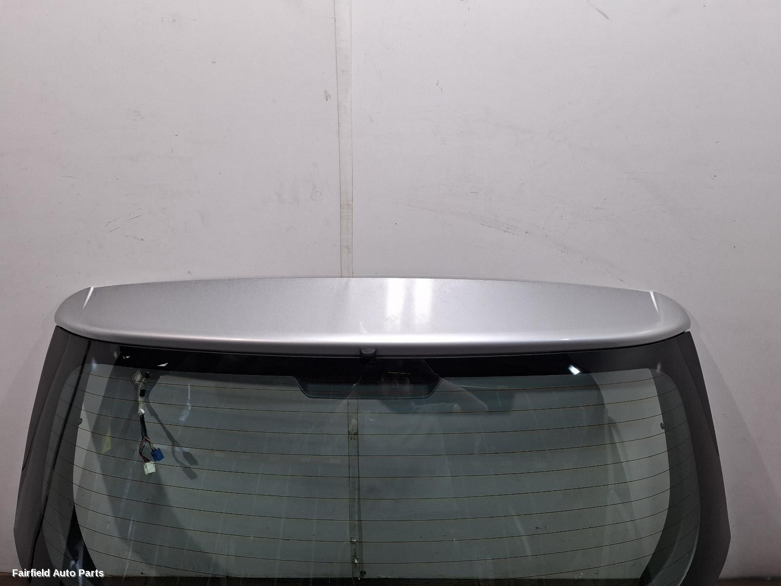 2003-2007 Toyota Corolla Bootlid Tailgate