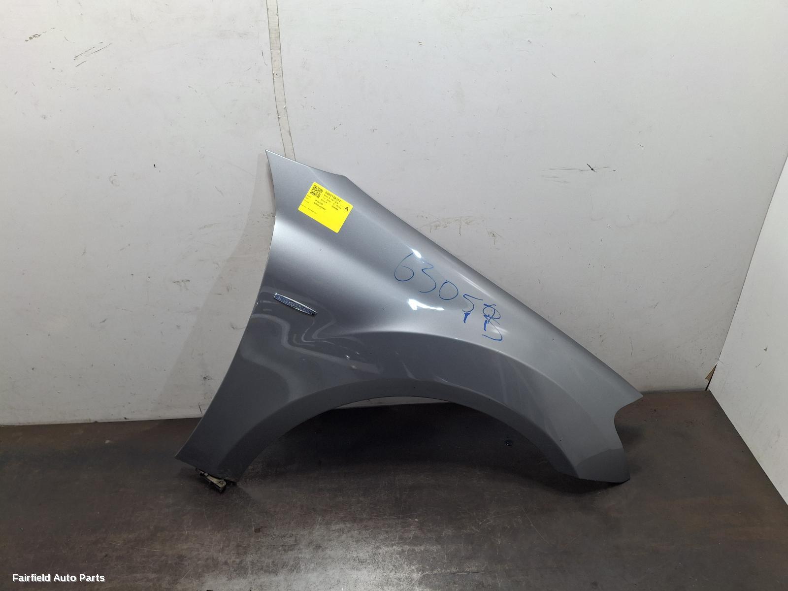 2005-2011 Mercedes M Class Right Guard