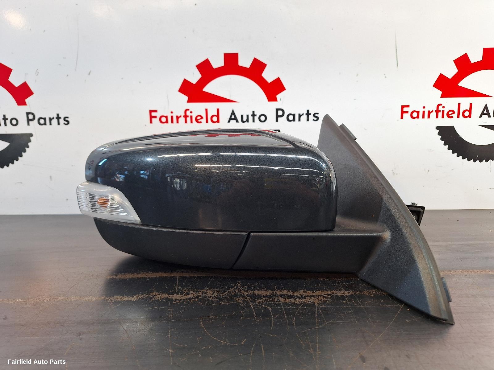 2009-2013 Volvo Xc60 Right Door Mirror