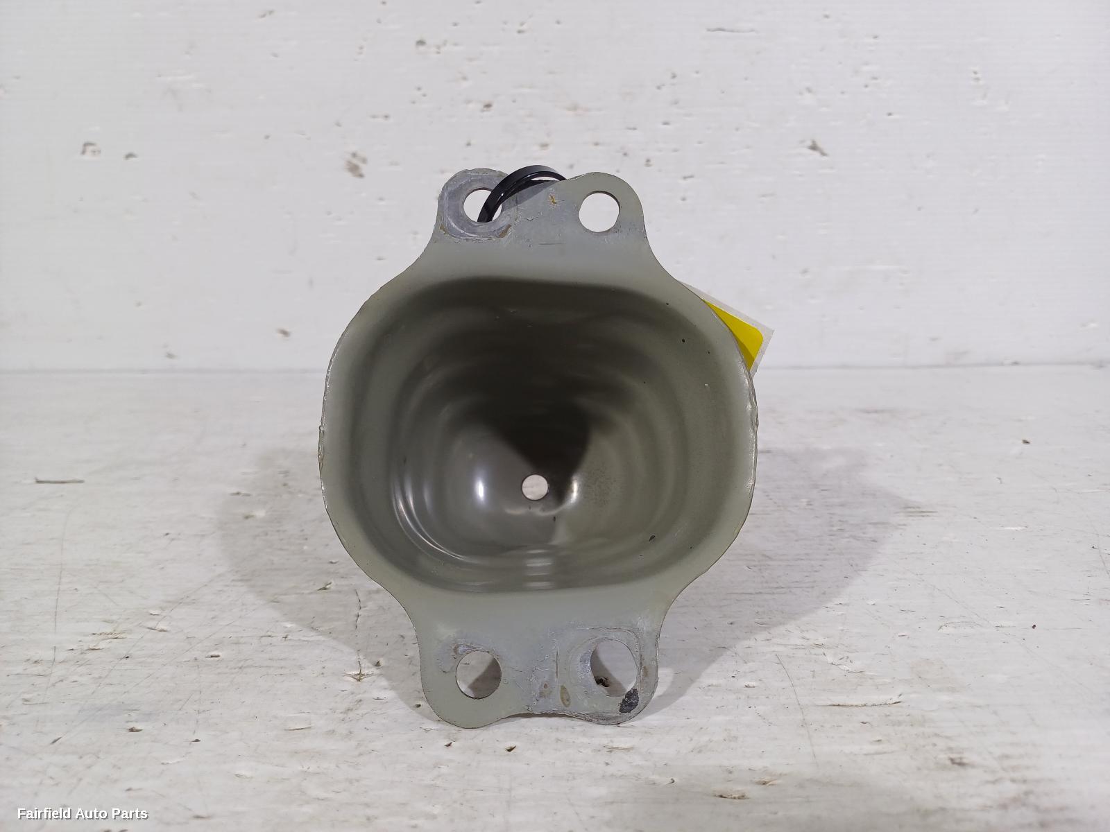 2012-2020 Nissan Note R Bar Bracket Reinfo