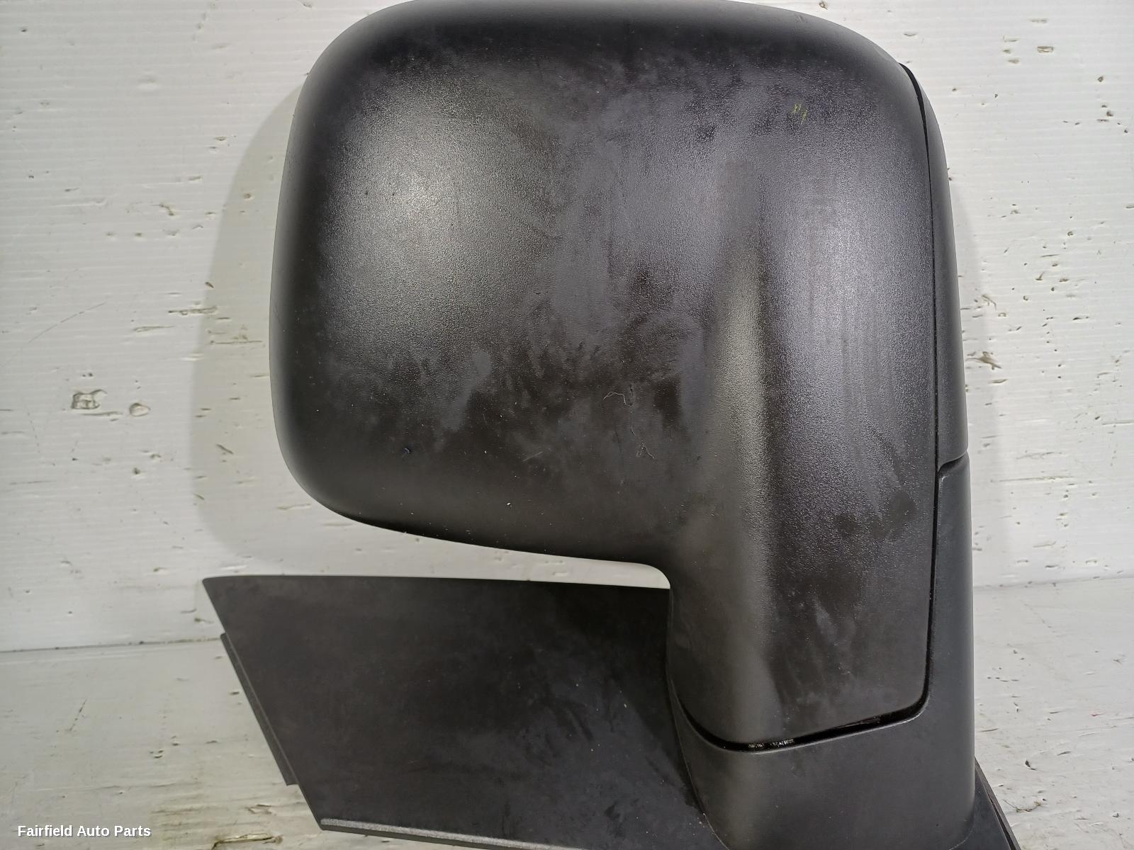 2004-2015 Volkswagen Caddy Left Door Mirror