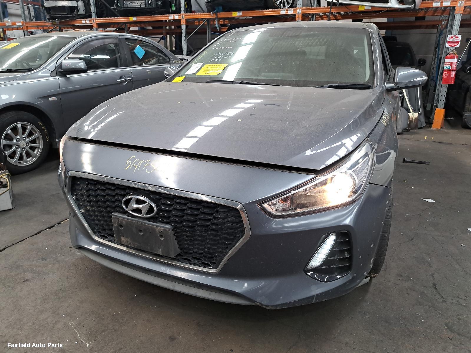2017 Hyundai I30 Left Driveshaft