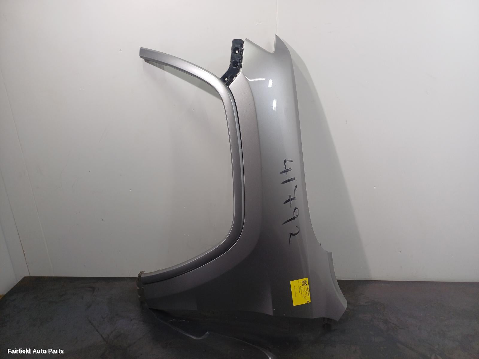 2014 Jeep Grandcherokee Left Guard