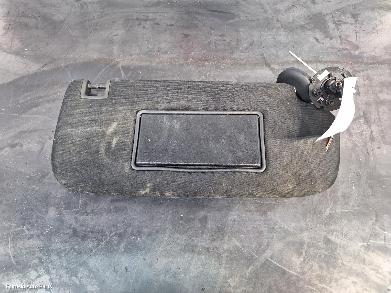 2014 Jeep Grandcherokee Sunvisor