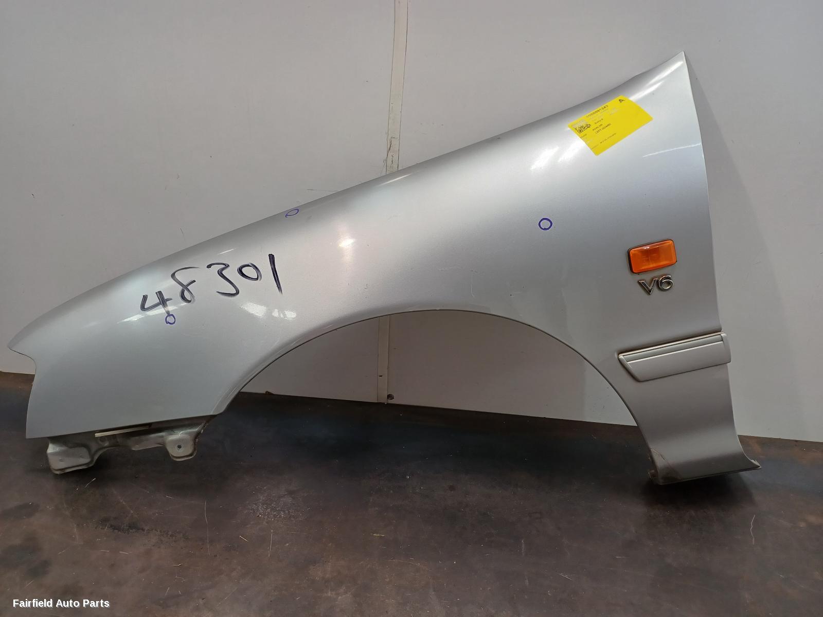 2000-2003 Toyota Avalon Left Guard