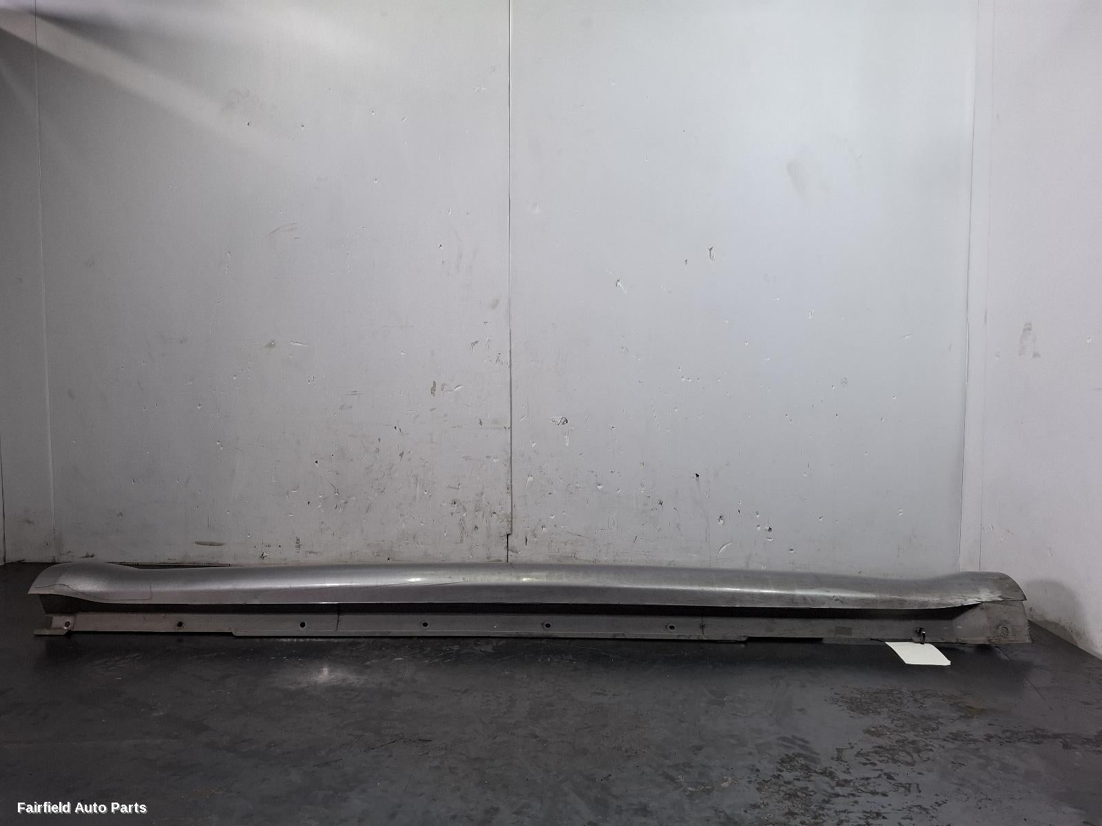 2002-2009 Nissan 350z Side Step Skirt