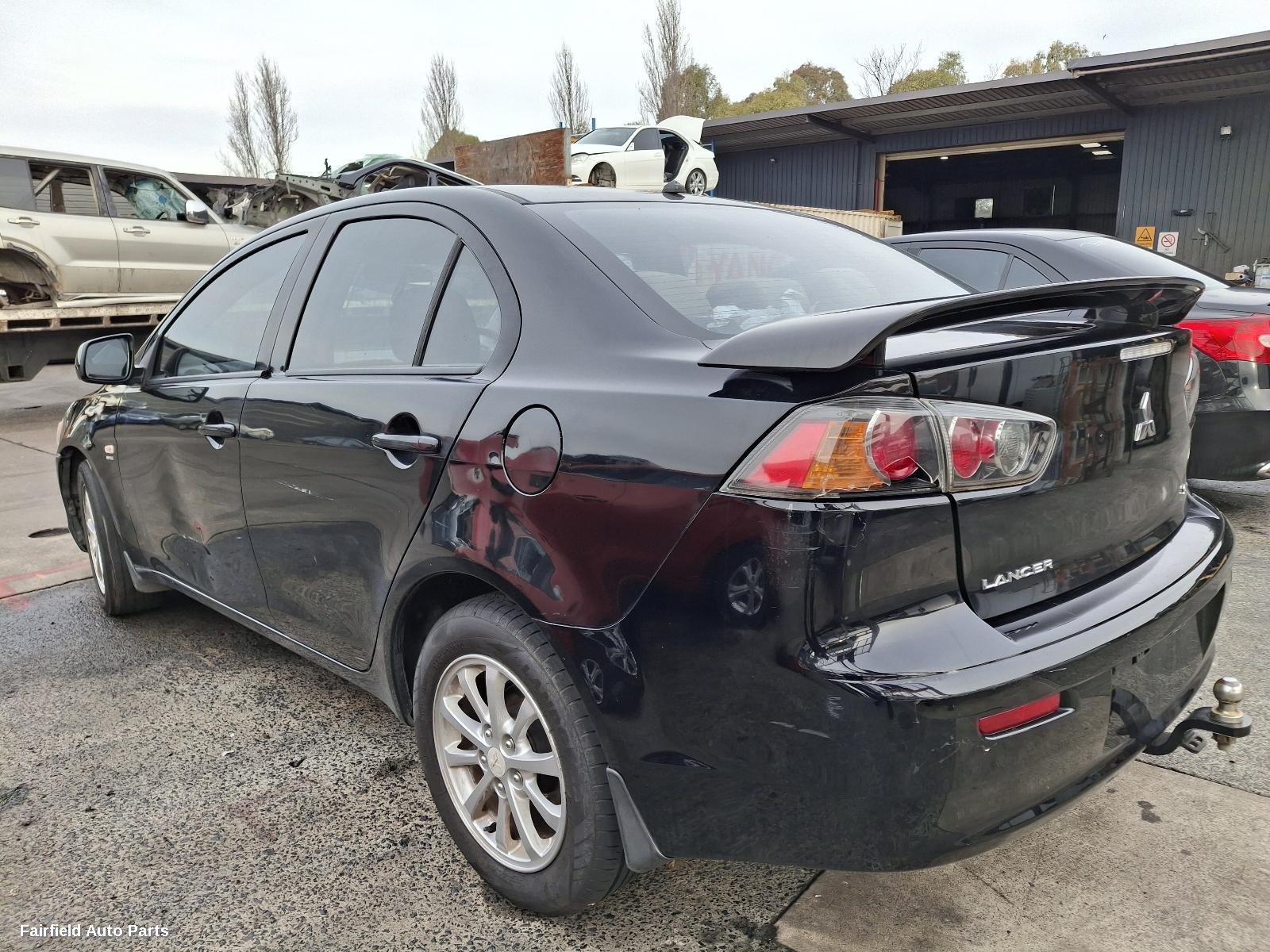 2011 Mitsubishi Lancer Right Rear Door Sliding