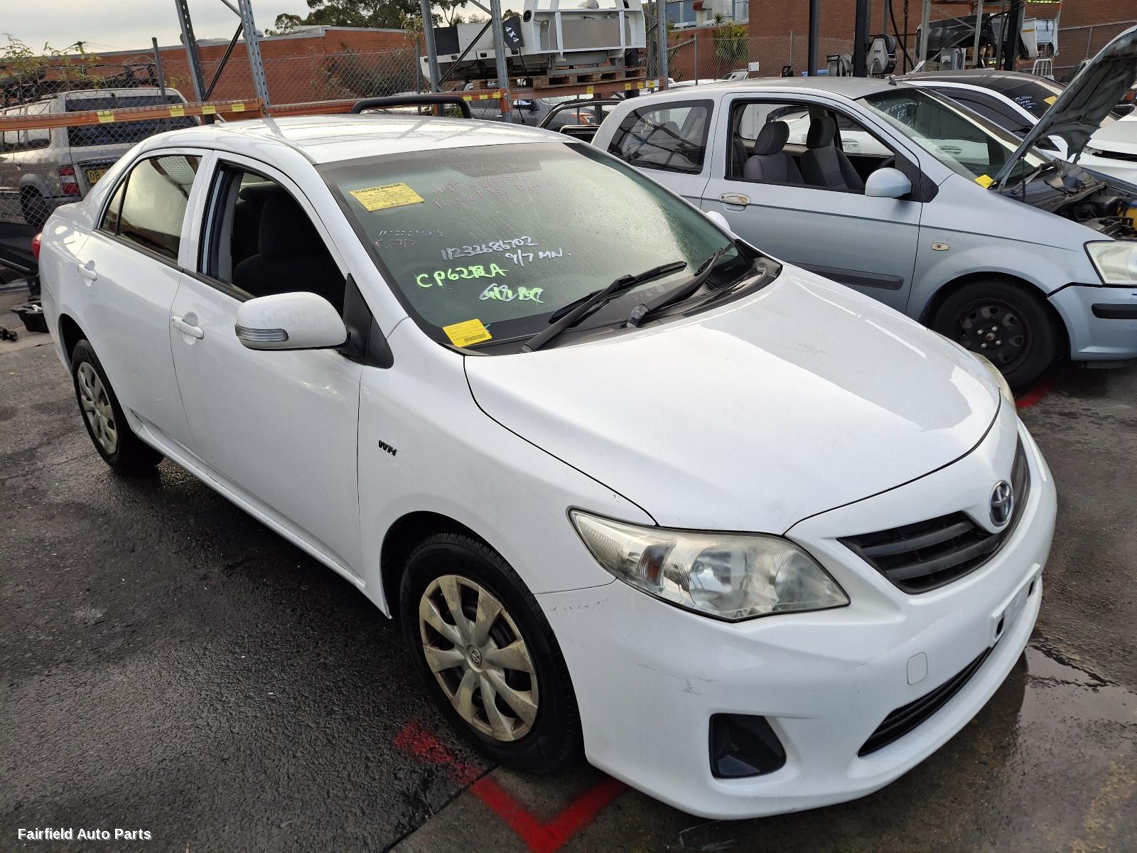 2013 Toyota Corolla Right Taillight