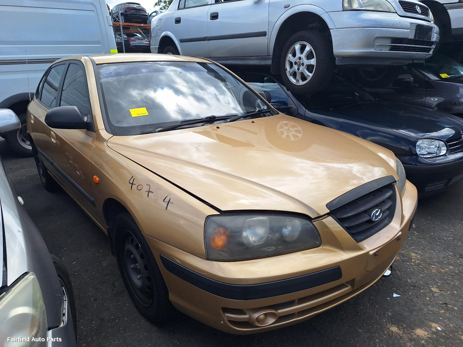 2003 Hyundai Elantra Right Rear Door Sliding