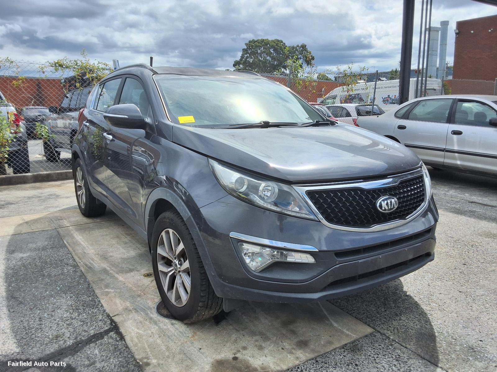 2010-2015 Kia Sportage Bonnet