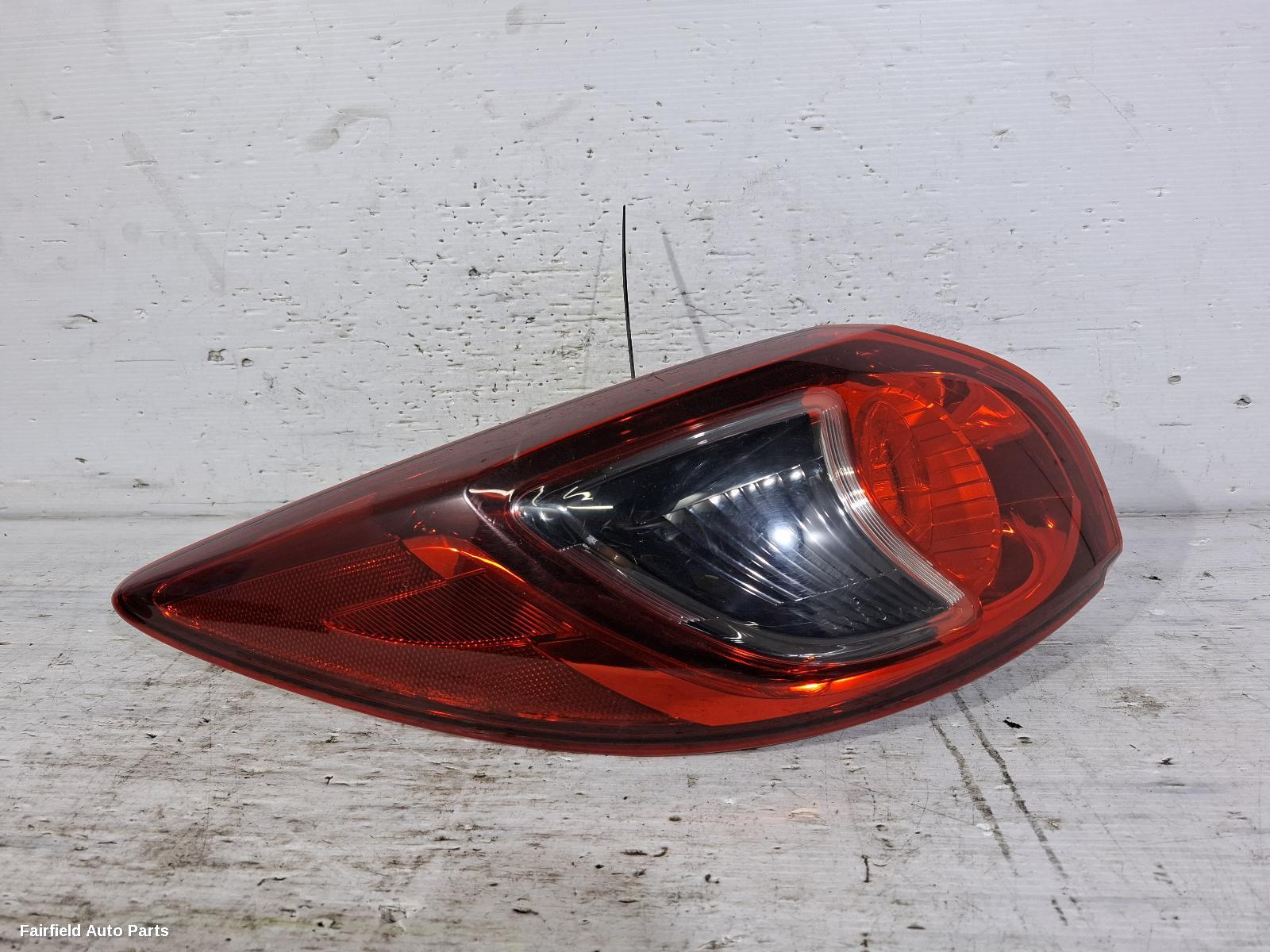 2012-2016 Mazda Cx5 Left Taillight