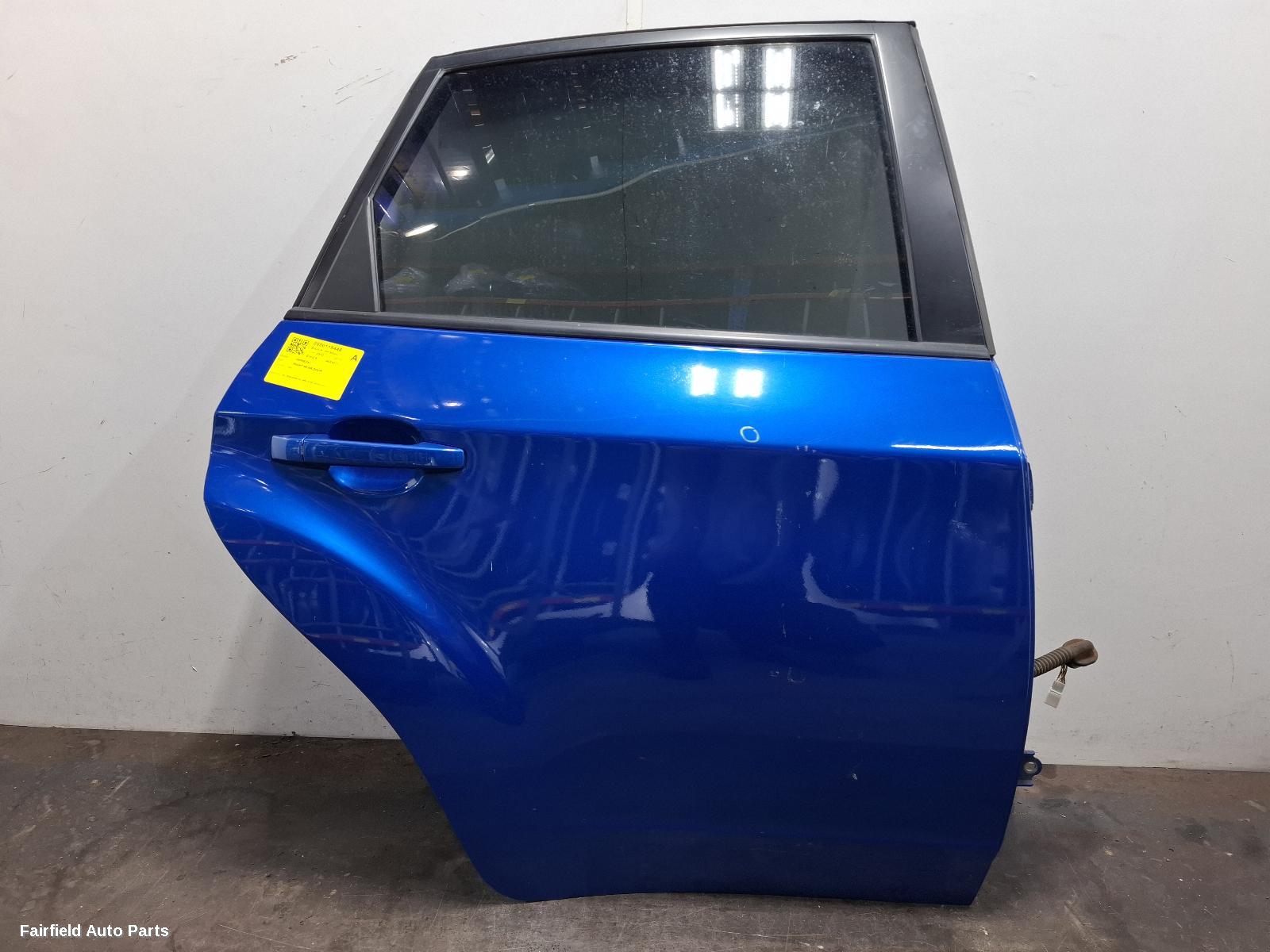 2010-2013 Subaru Impreza Right Rear Door Sliding