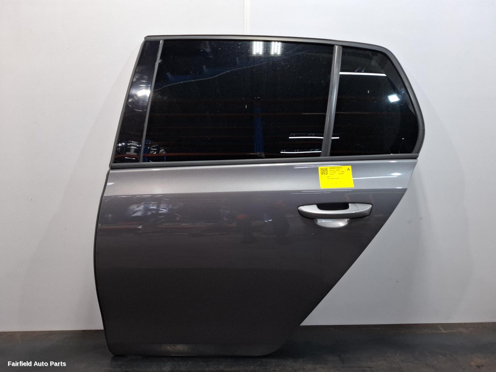 2008-2013 Volkswagen Golf Left Rear Door Sliding