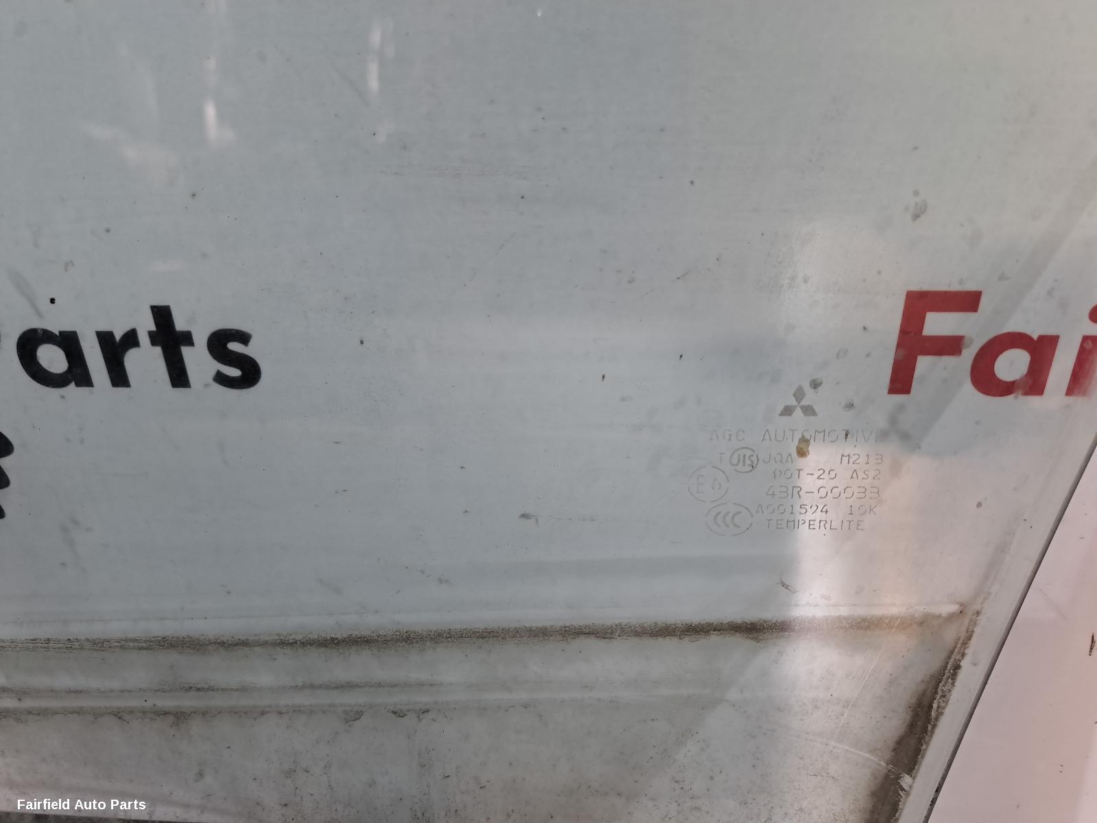 2007-2015 Mitsubishi Lancer Right Front Door Window