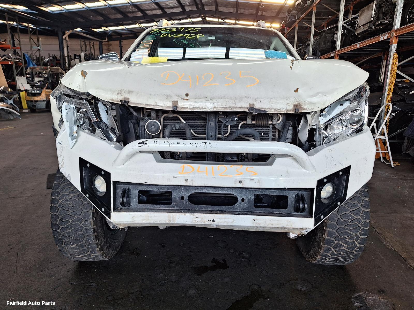 2018 Nissan Navara Sunvisor