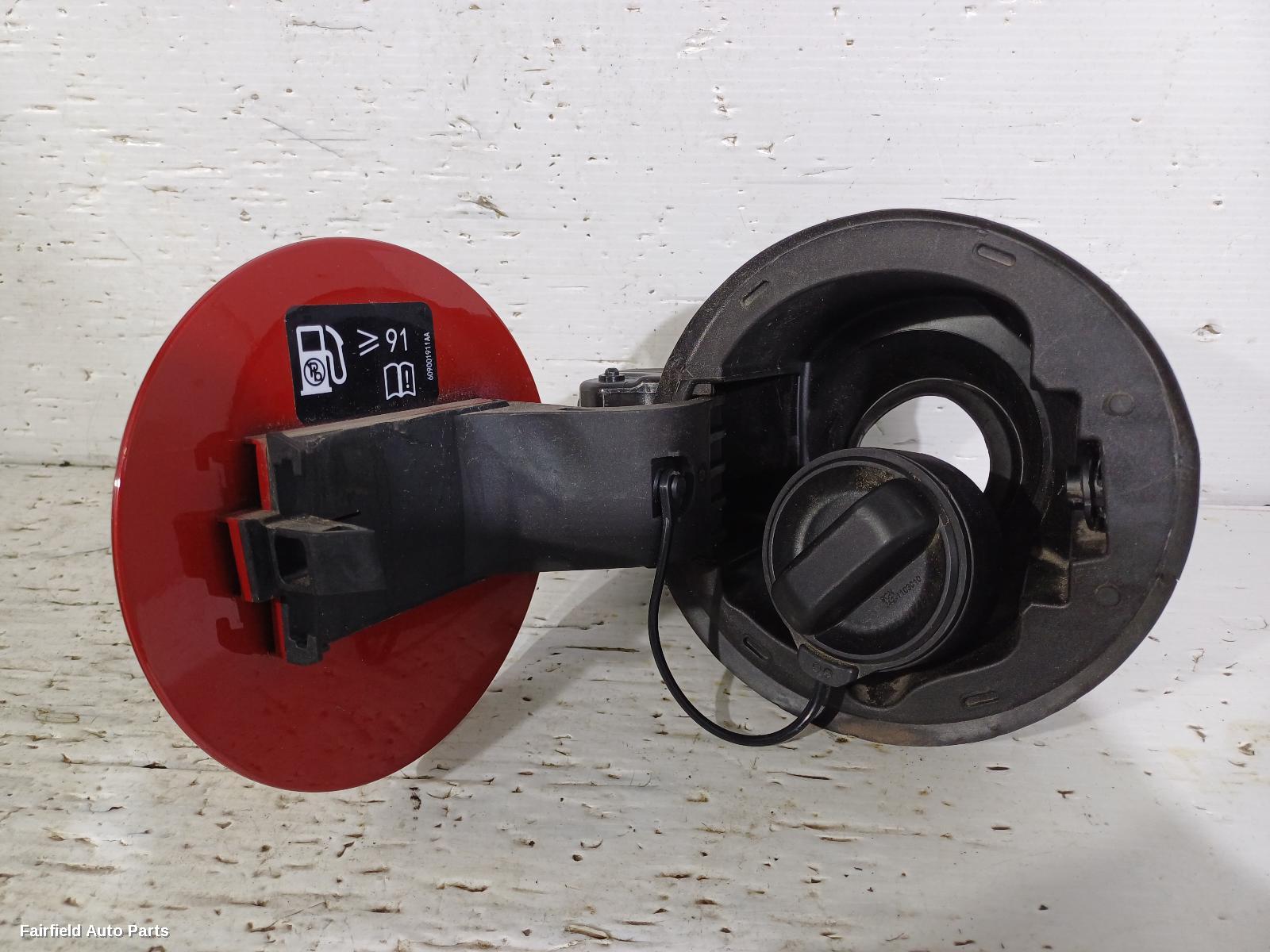 2024-2026 Chery Tiggo 4 Pro Fuel Door Filler