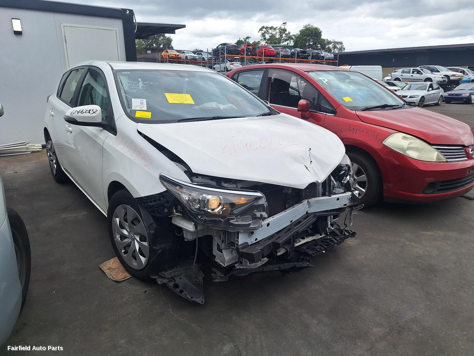 2015 Toyota Corolla Left Taillight