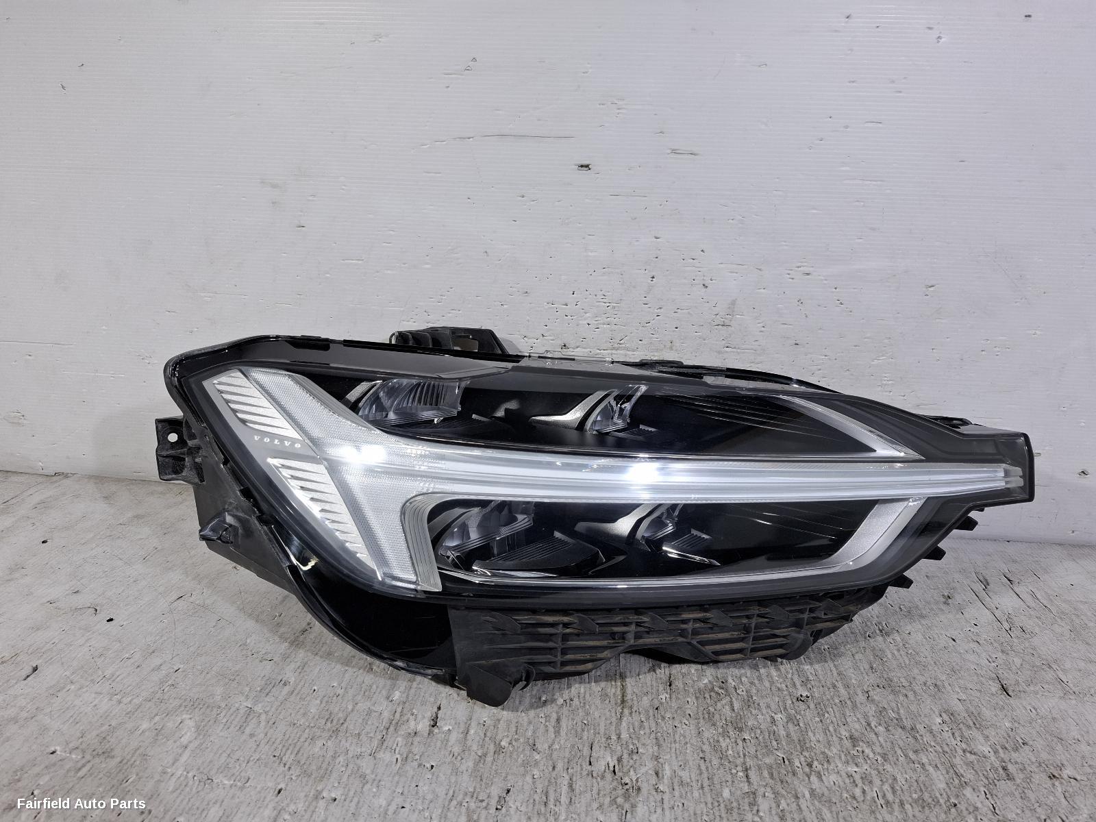 2017-2021 Volvo Xc60 Right Headlamp