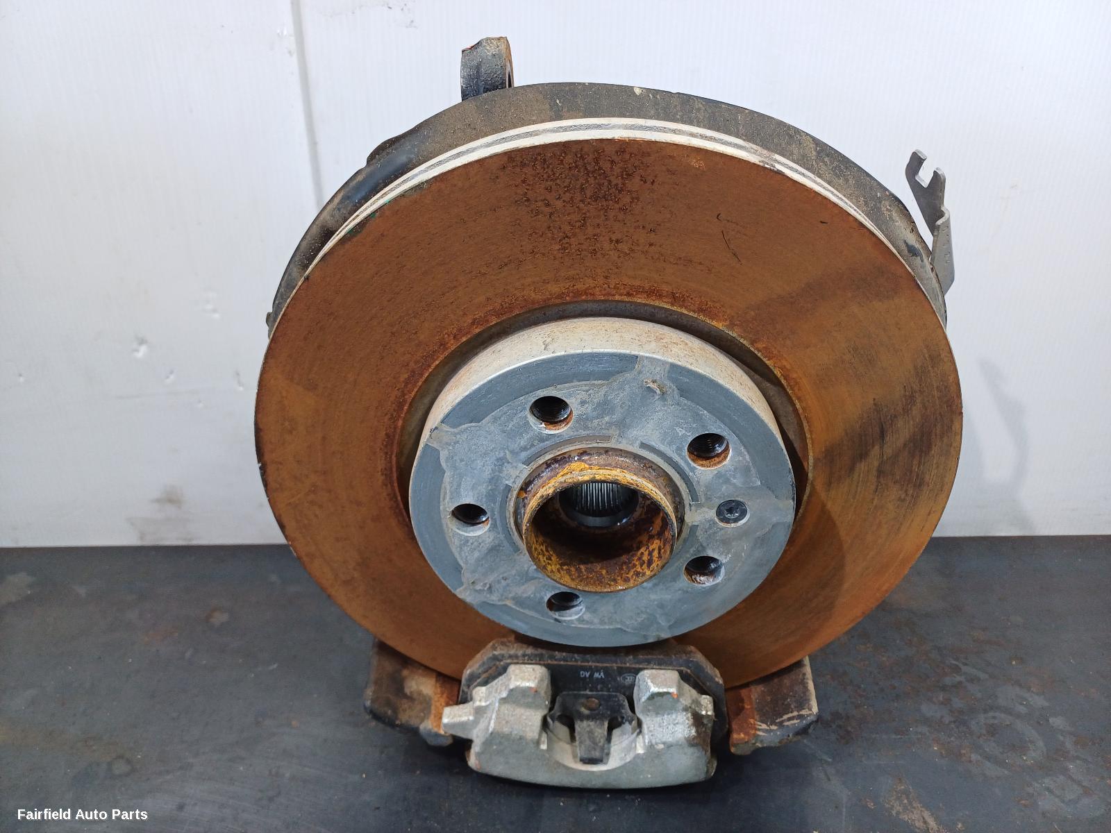 2022 Volkswagen T-cross Right Front Hub Assembly