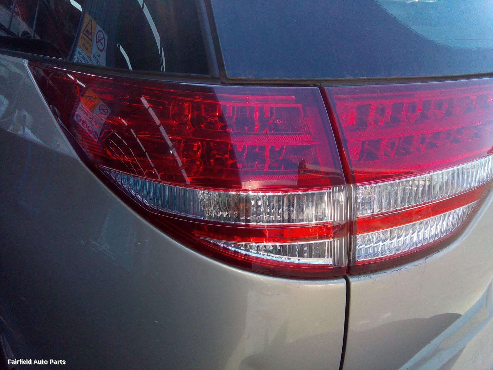 2007 Toyota Tarago Right Taillight