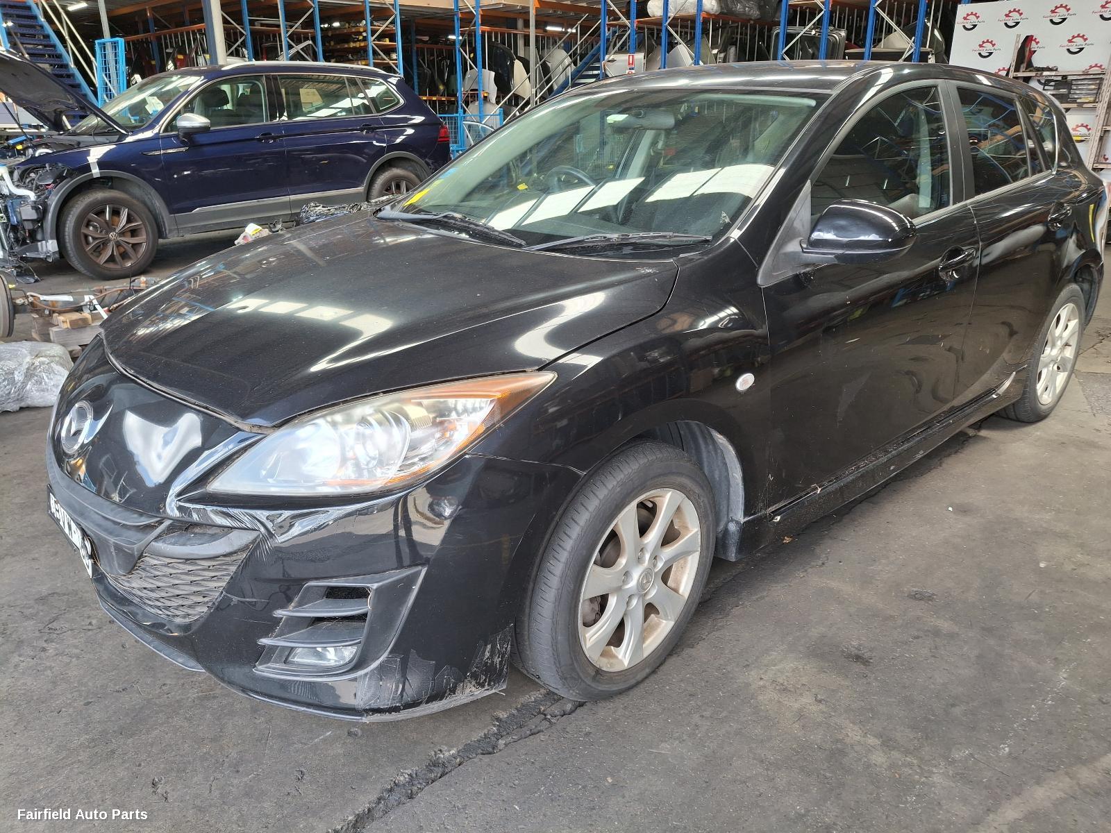 2009-2011 Mazda 3 Rear Bumper