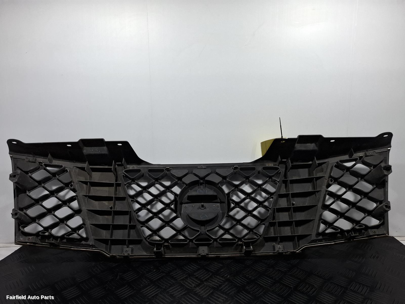 2005-2015 Nissan Navara Grille