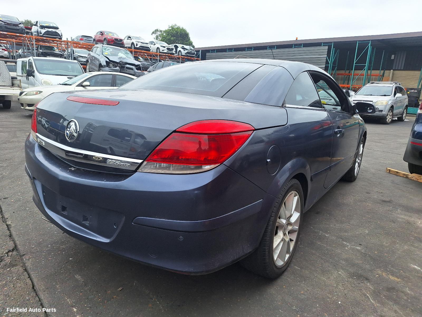2007 Holden Astra Left Door Mirror