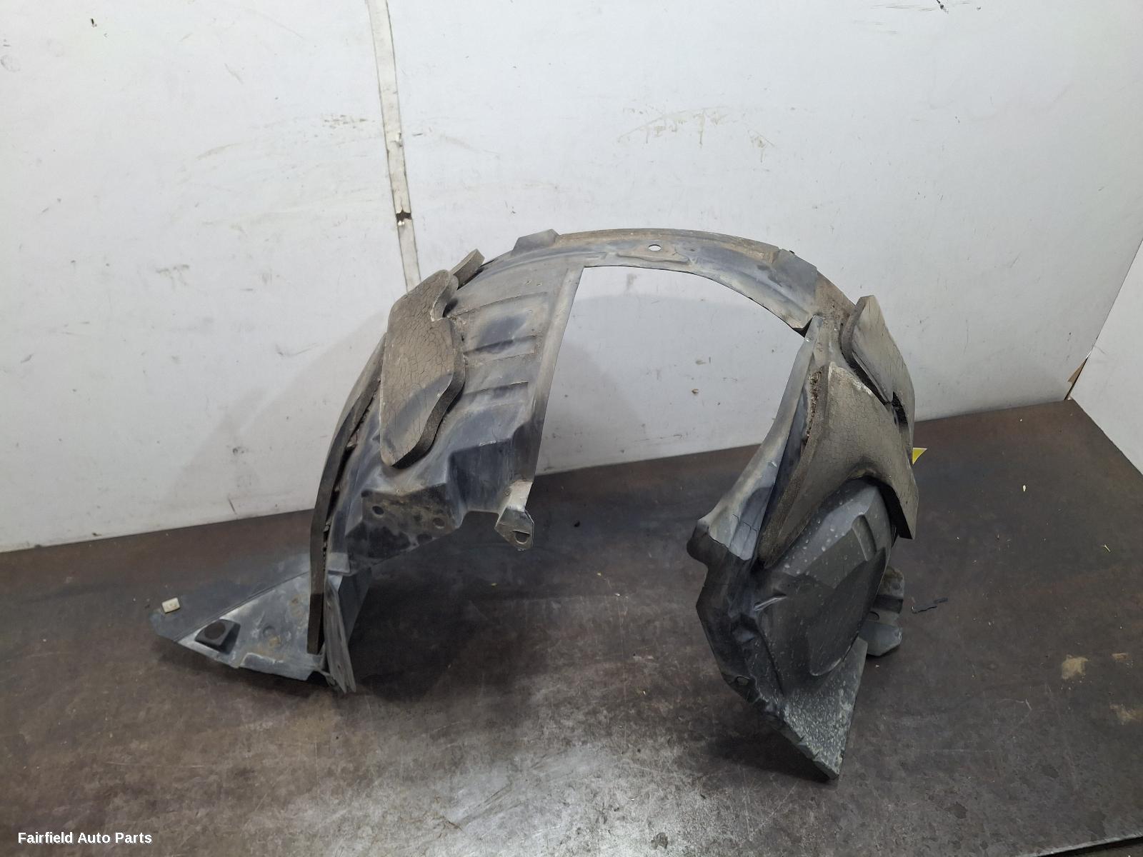 2010-2014 Nissan Dualis Right Guard Liner