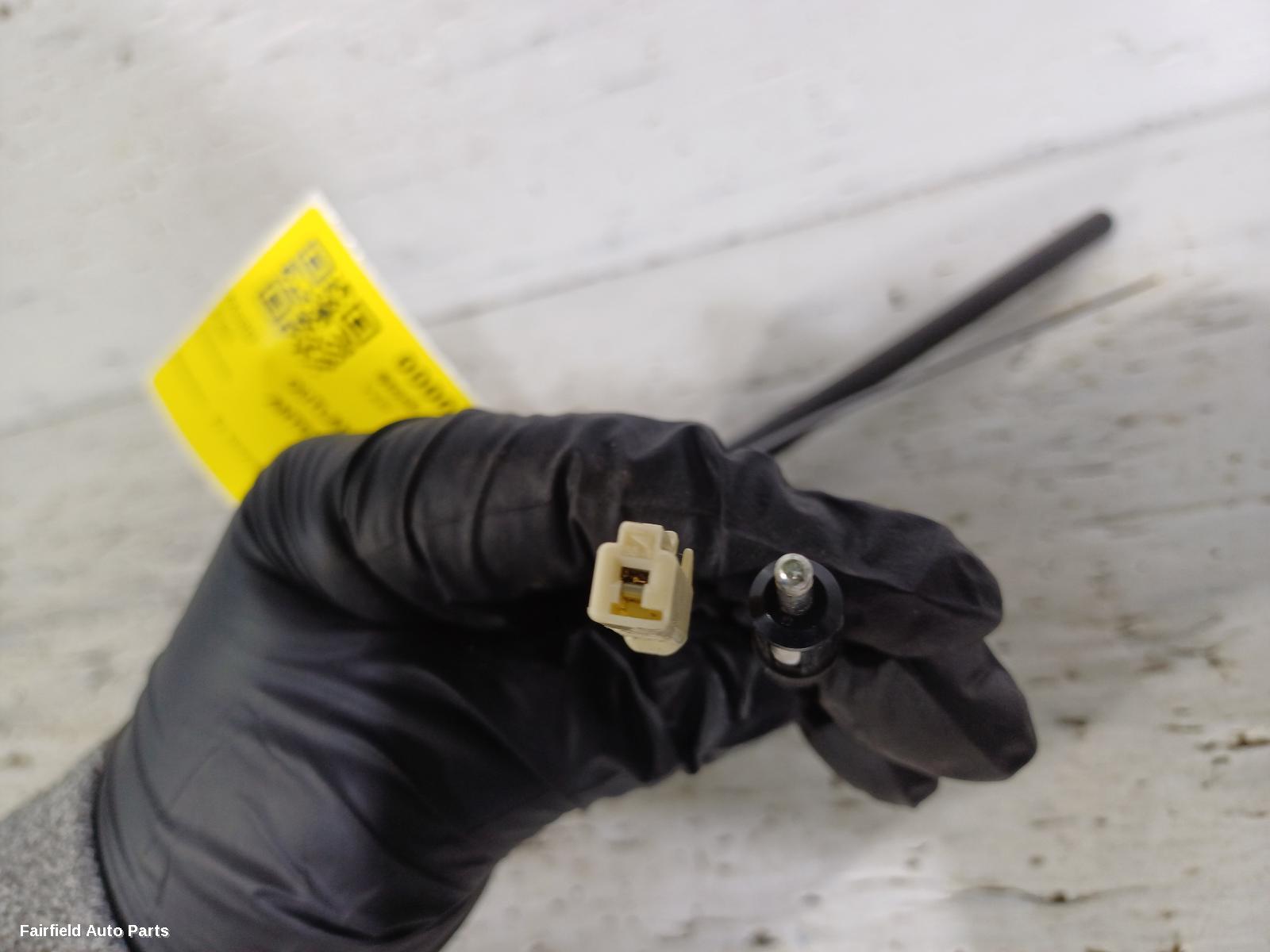 2012-2015 Mitsubishi Outlander Antenna