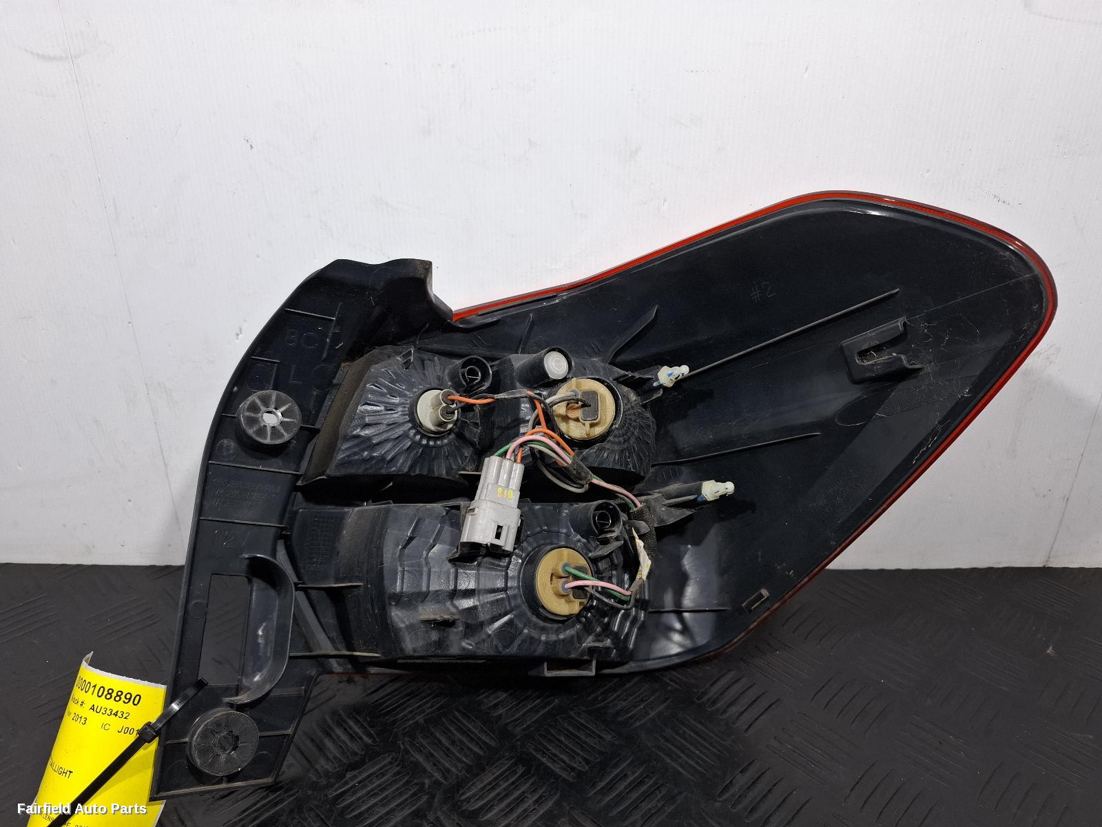 2013-2017 Subaru Xv Left Taillight