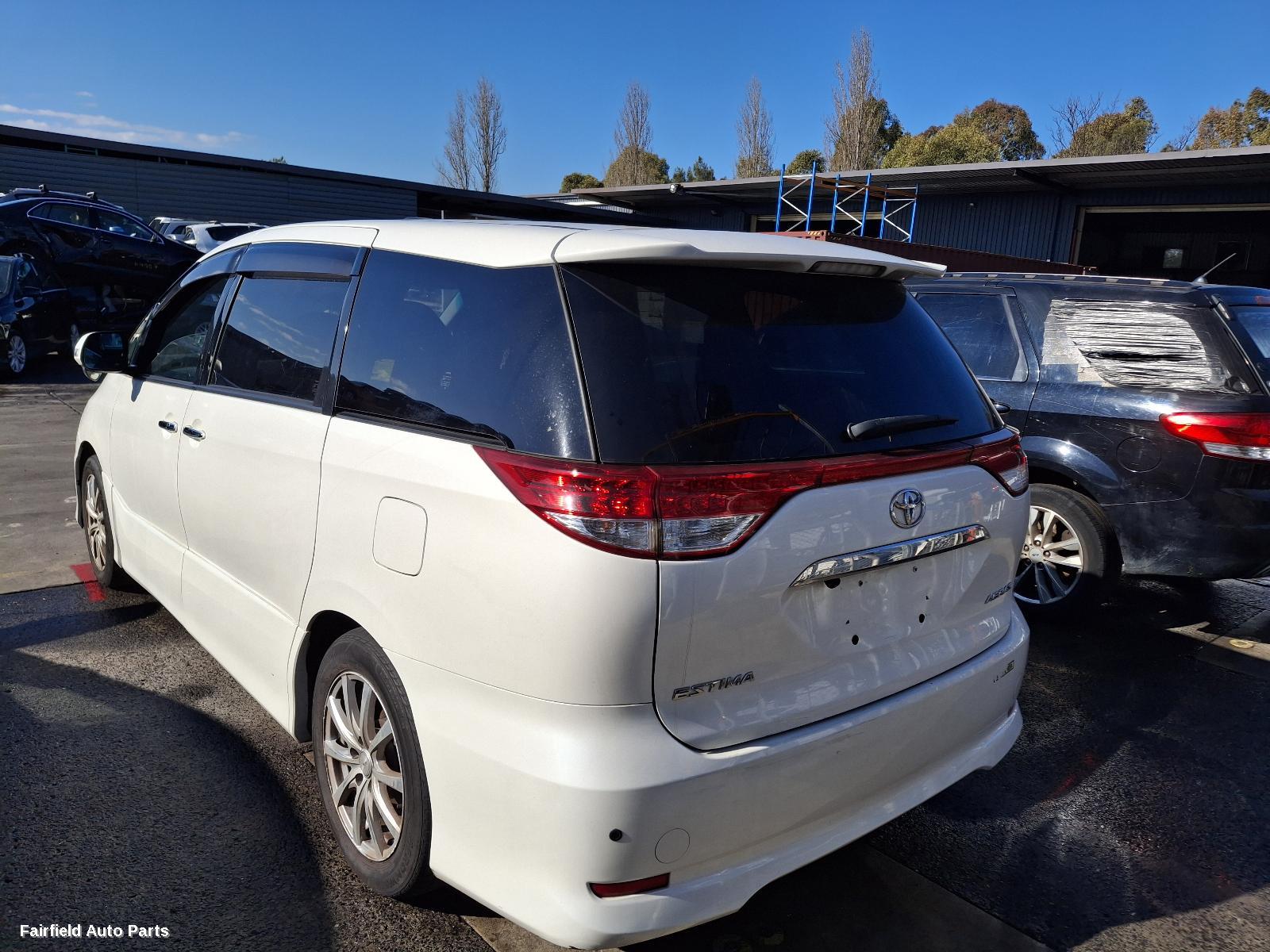 2011 Toyota Tarago Right Taillight