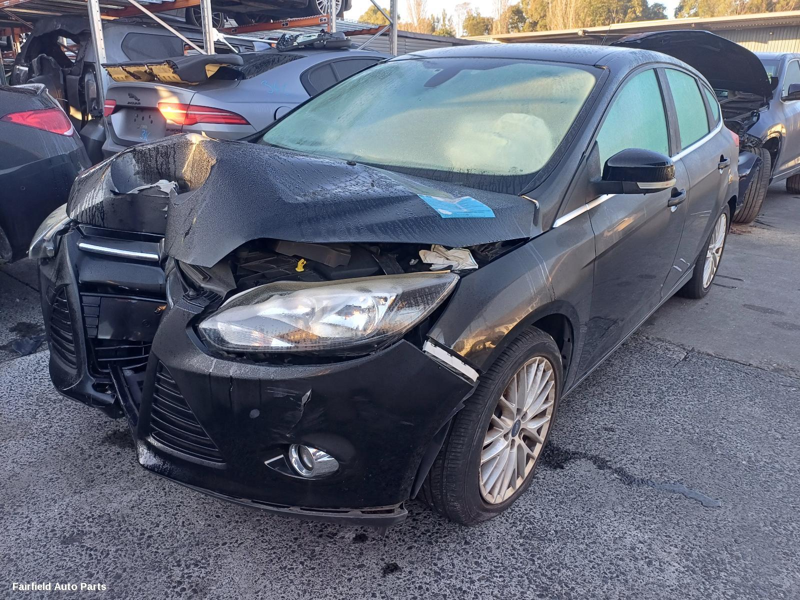 2011 Ford Focus Left Rear Door Sliding