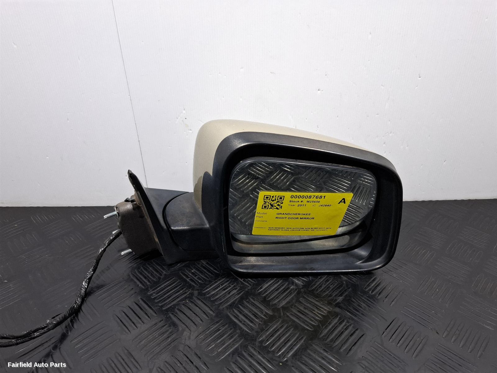 2010-2013 Jeep Grandcherokee Right Door Mirror