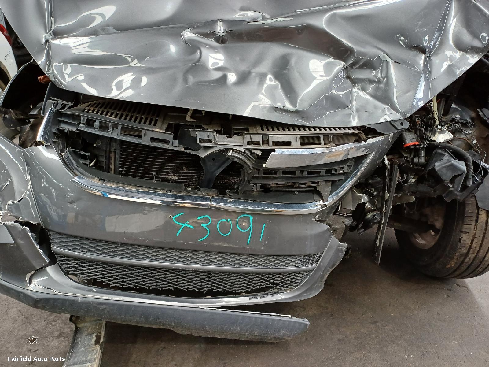 2008-2016 Volkswagen Tiguan Left Rear Door Sliding