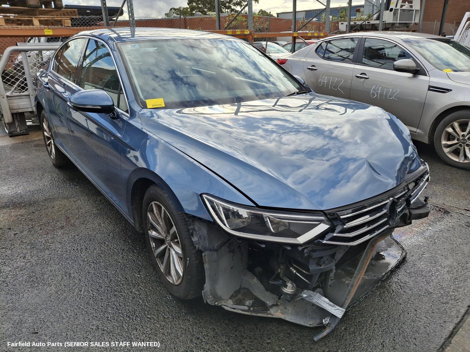 2017 Volkswagen Passat Rear Bumper