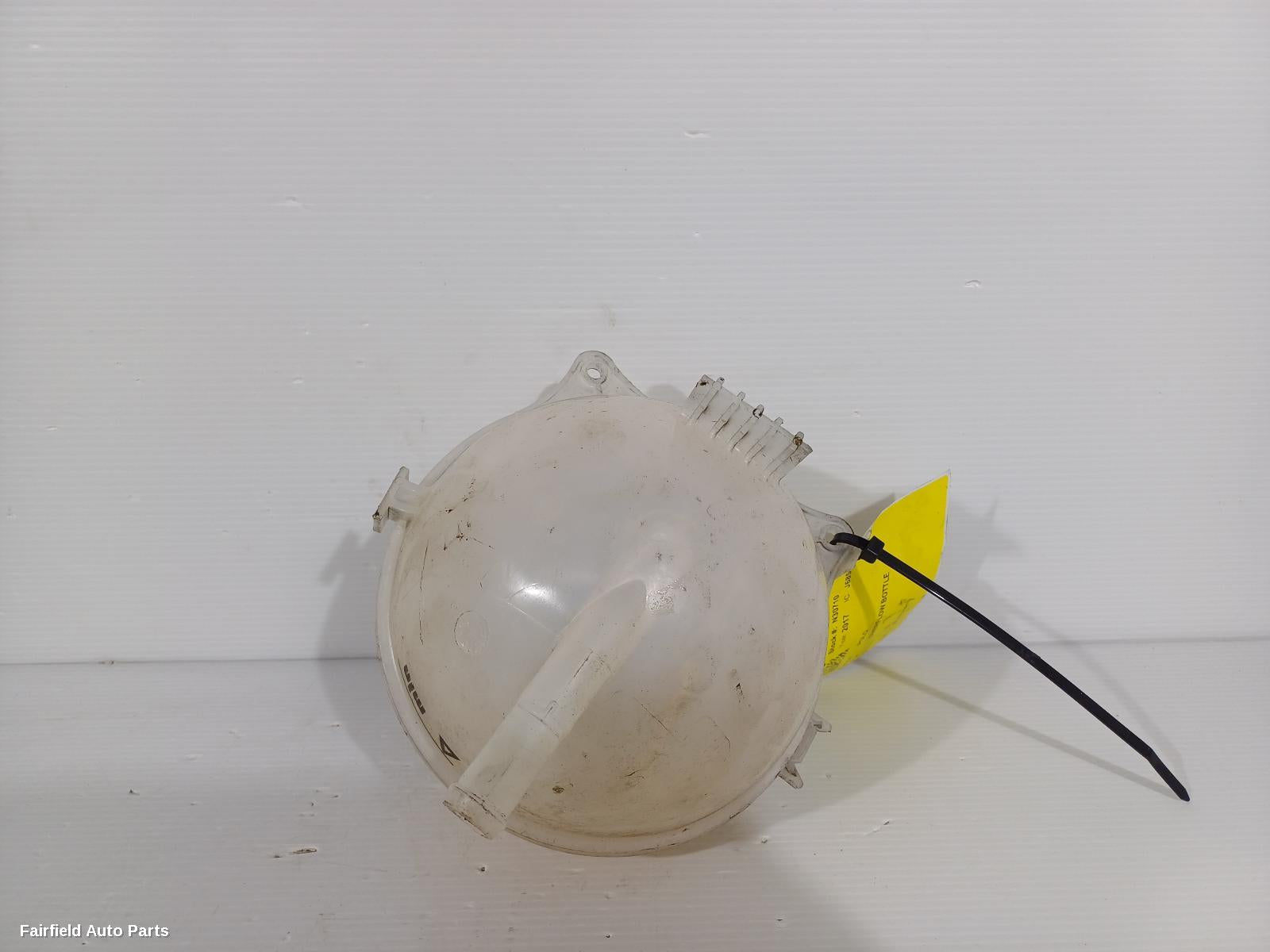 2010-2017 Volkswagen Polo Overflow Bottle