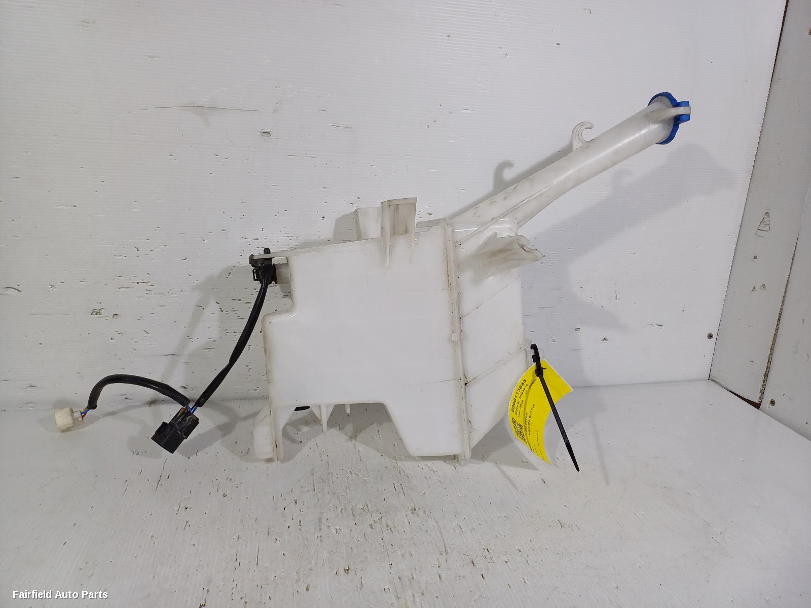 2013-2018 Hyundai Veloster Washer Bottle